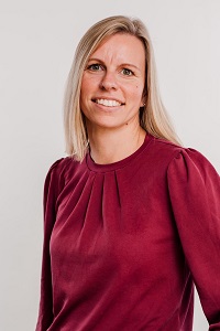 Portrait des Mitarbeiters Raphaela Schwingenschlögl der TU-Partner KPS