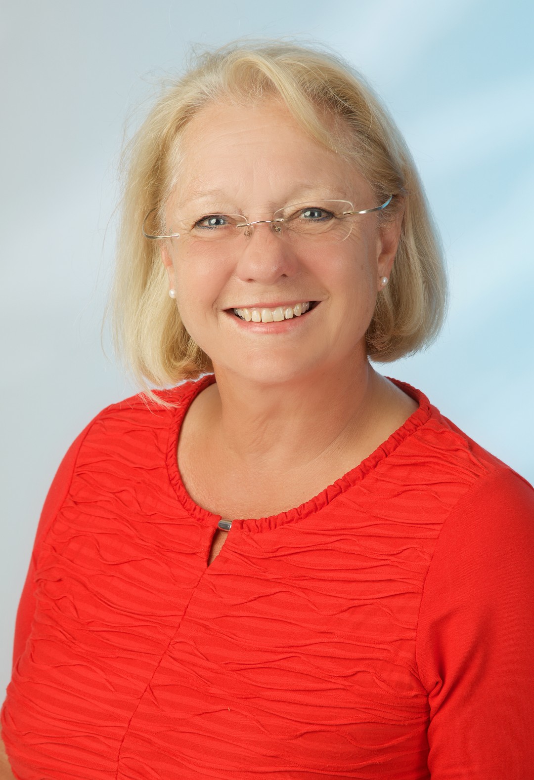 Portrait der Mitarbeiterin Susanne Reiffenstuhl der TREUHAND-UNION Baden