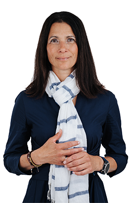 Portrait des Mitarbeiters Sabine Czajka der TREUHAND-UNION Villach