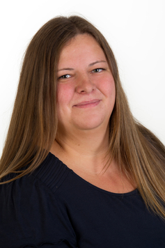 Portrait des Mitarbeiters Manuela Gross der TREUHAND-UNION Eisenstadt 