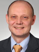 Portrait des Mitarbeiters Peter Höberth der TU-Partner Pfeiler