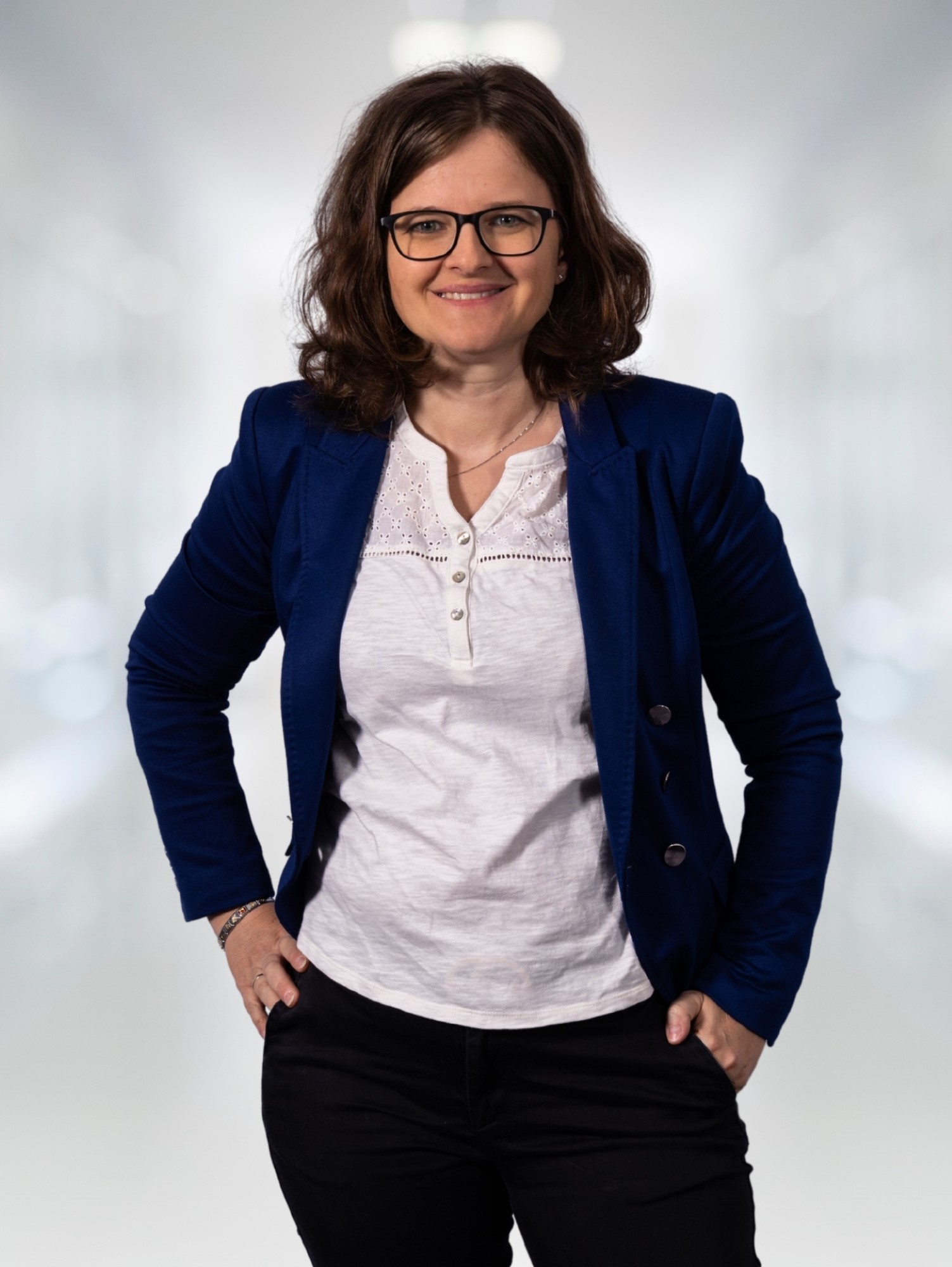 Portrait des Mitarbeiters Nicole Traussnig der TREUHAND-UNION Klagenfurt