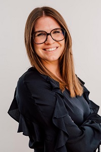 Portrait der Mitarbeiterin Christina Dopler der TU-Partner KPS