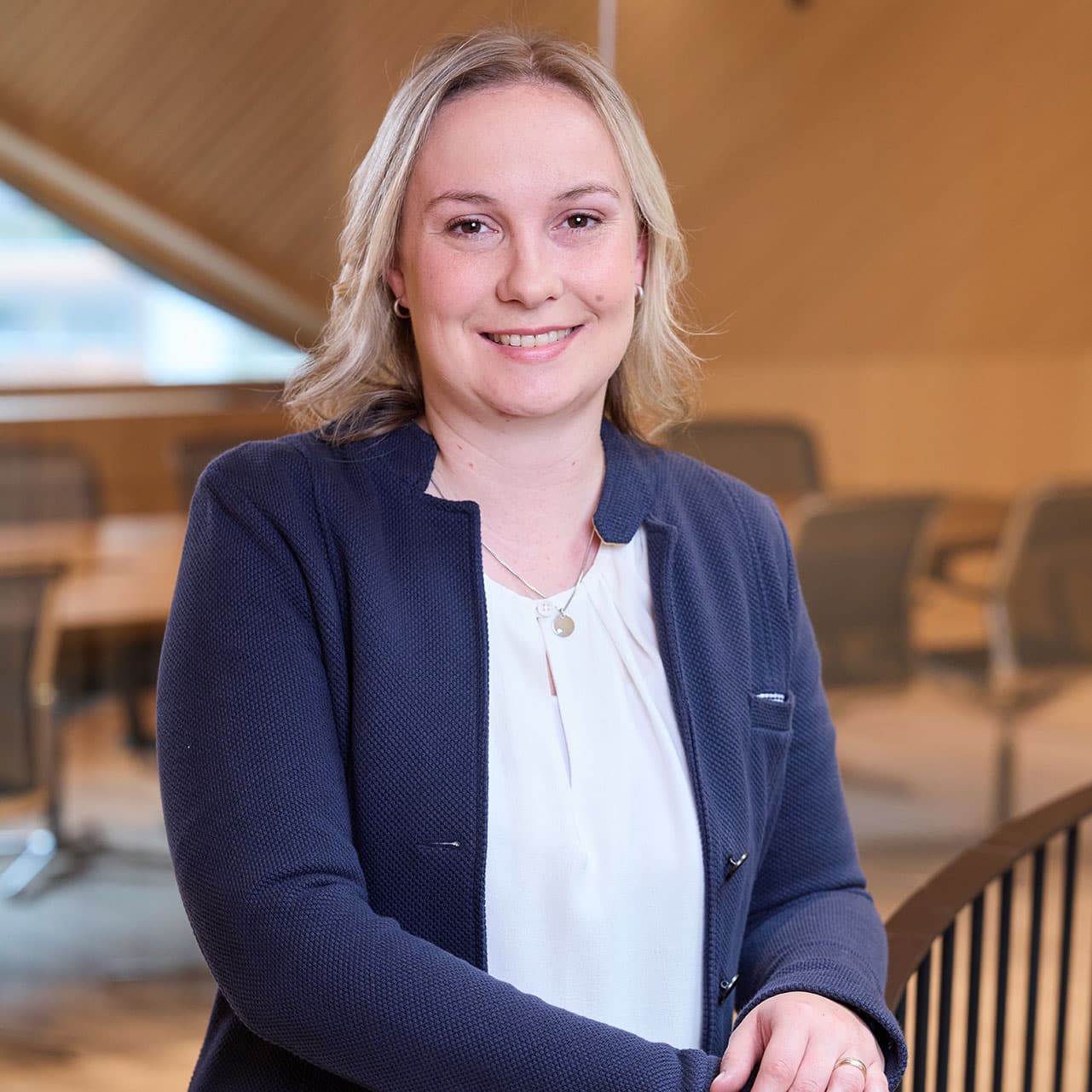 Portrait des Mitarbeiters Juliane Kranzelbinder der TU Vorarlberg Geser & Partner GmbH & Co KG