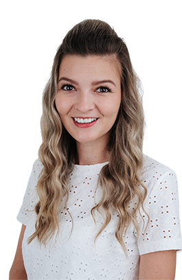 Portrait des Mitarbeiters Luciana Tomic der TREUHAND-UNION Villach