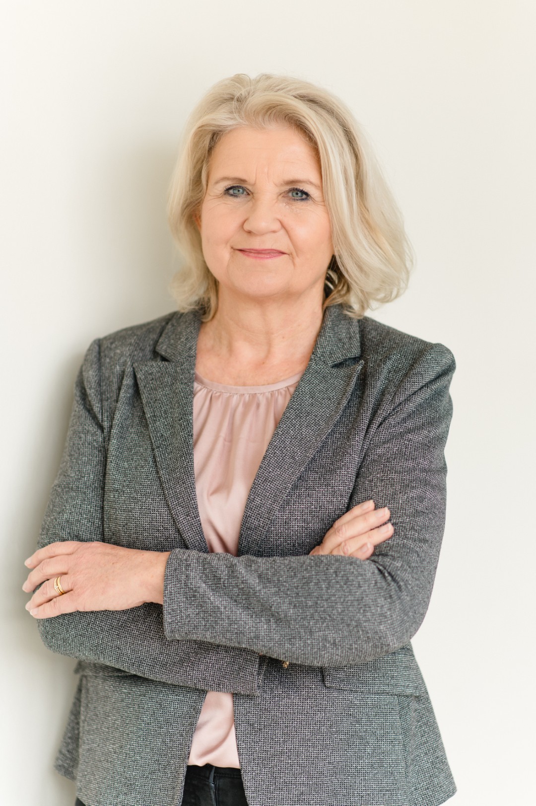 Portrait der Mitarbeiterin Linda Pichler der TREUHAND-UNION OÖ