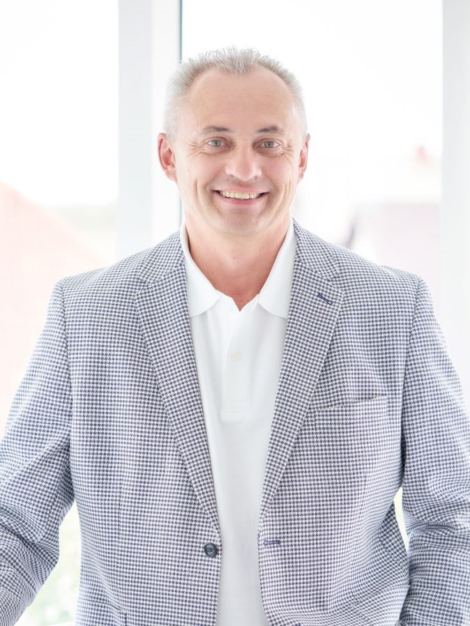 Portrait des Mitarbeiters Bernd Kappel der TU-Partner Oberwart