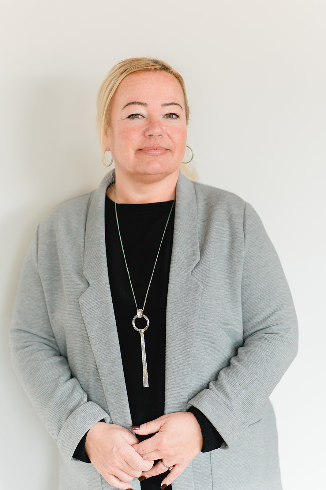 Portrait des Mitarbeiters Melanie Hochreiter der TREUHAND-UNION OÖ