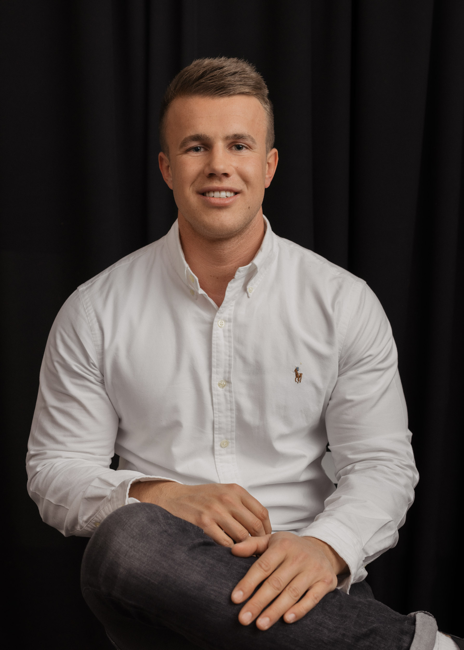 Portrait des Mitarbeiters David Seelos der TREUHAND-UNION Innsbruck