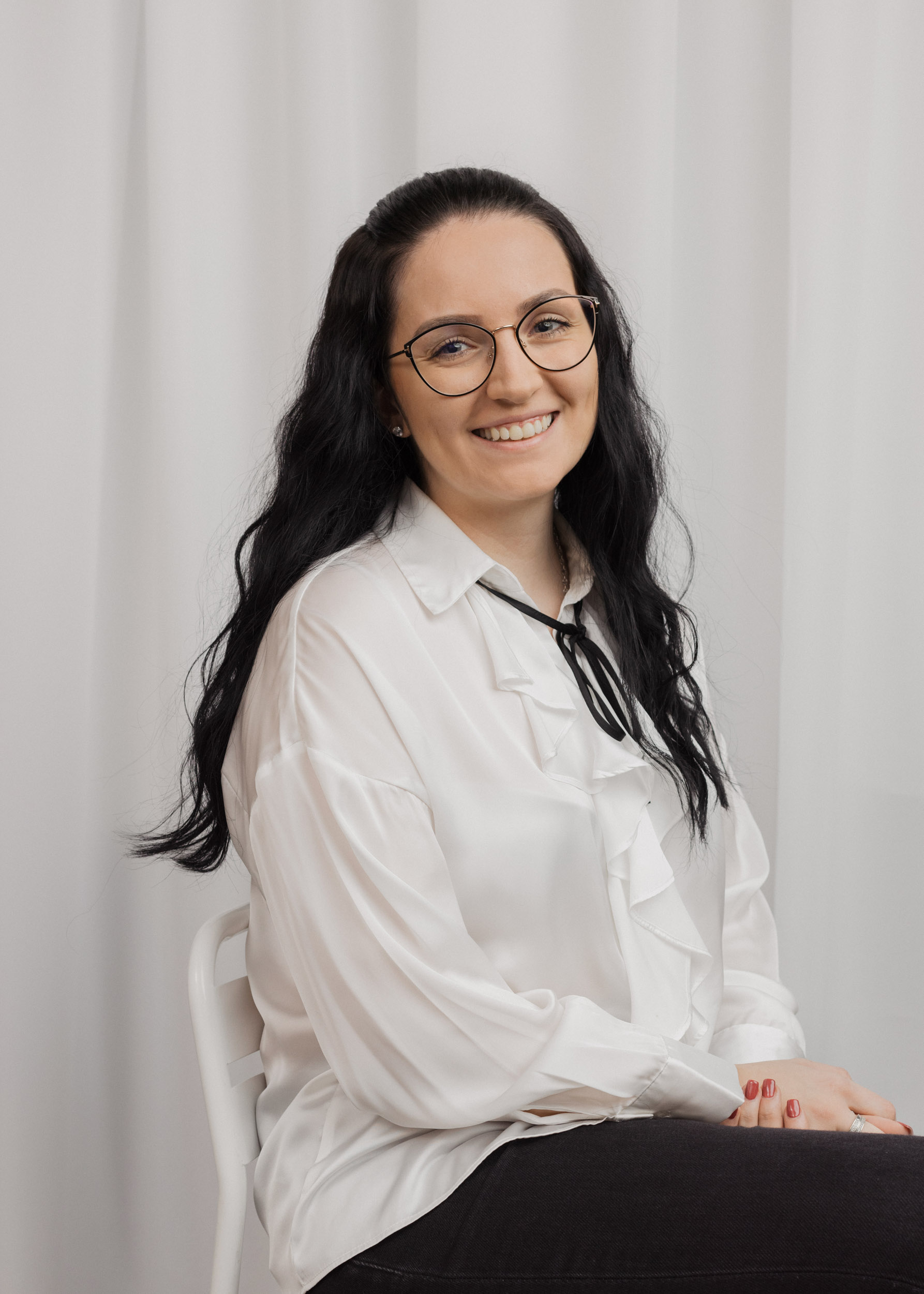 Portrait der Mitarbeiterin Gabriela Stojkovic der TREUHAND-UNION Innsbruck