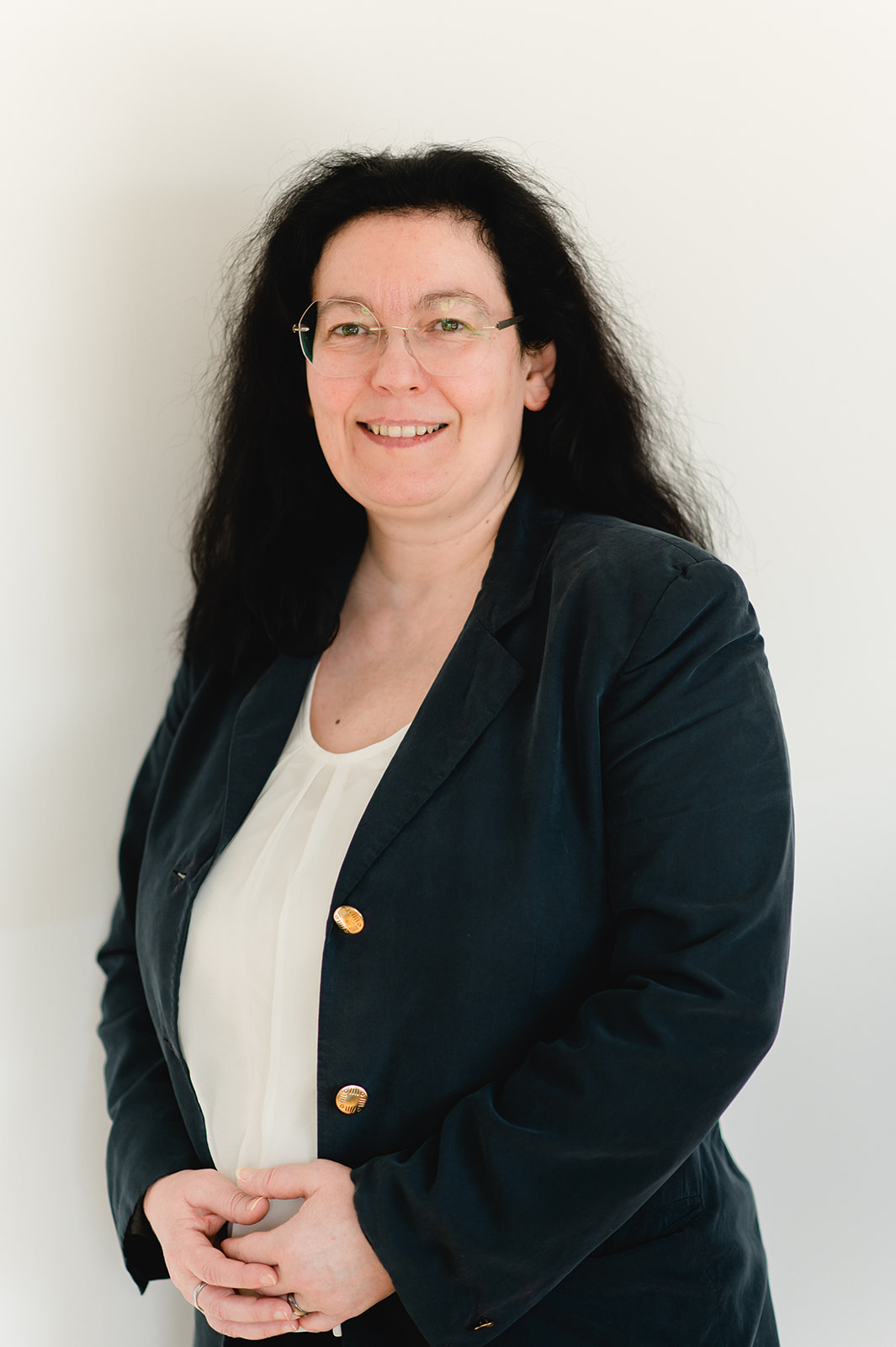 Portrait der Mitarbeiterin Anika Hauser-Richter der TREUHAND-UNION OÖ