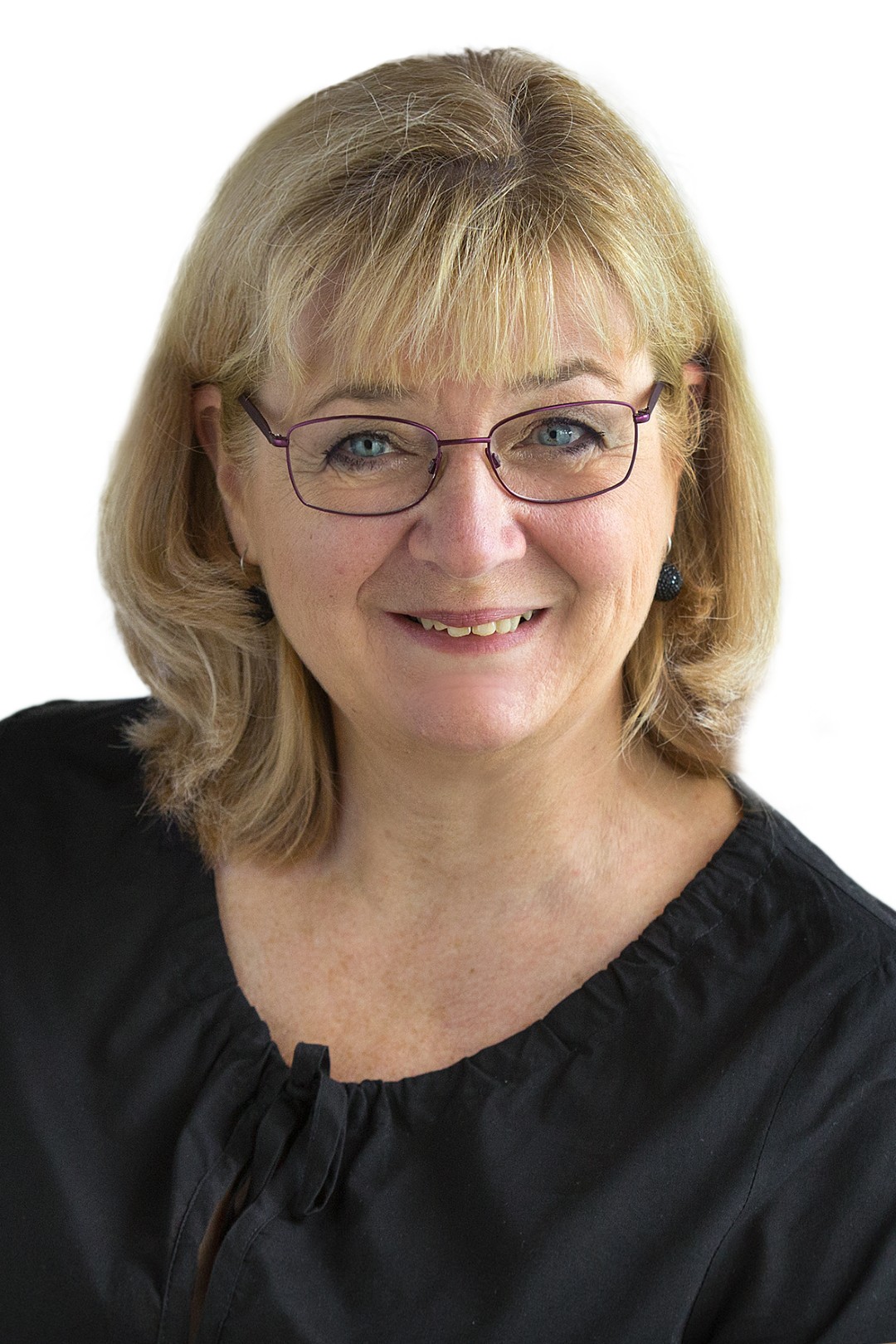 Portrait der Mitarbeiterin Sabine Steurer der TREUHAND-UNION Neusiedl am See