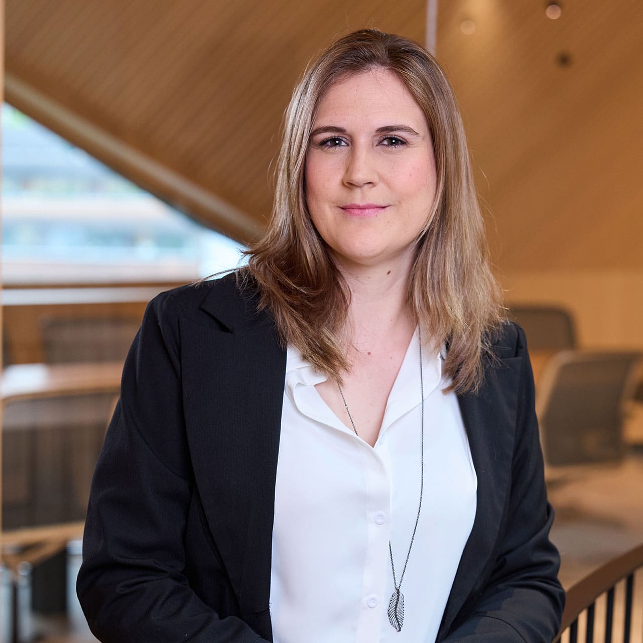 Portrait der Mitarbeiterin Doris Gmeiner der TU Vorarlberg Geser & Partner GmbH & Co KG