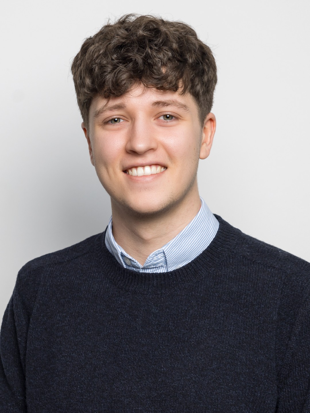 Portrait des Mitarbeiters Sandro Höckner der TREUHAND-UNION Salzburg