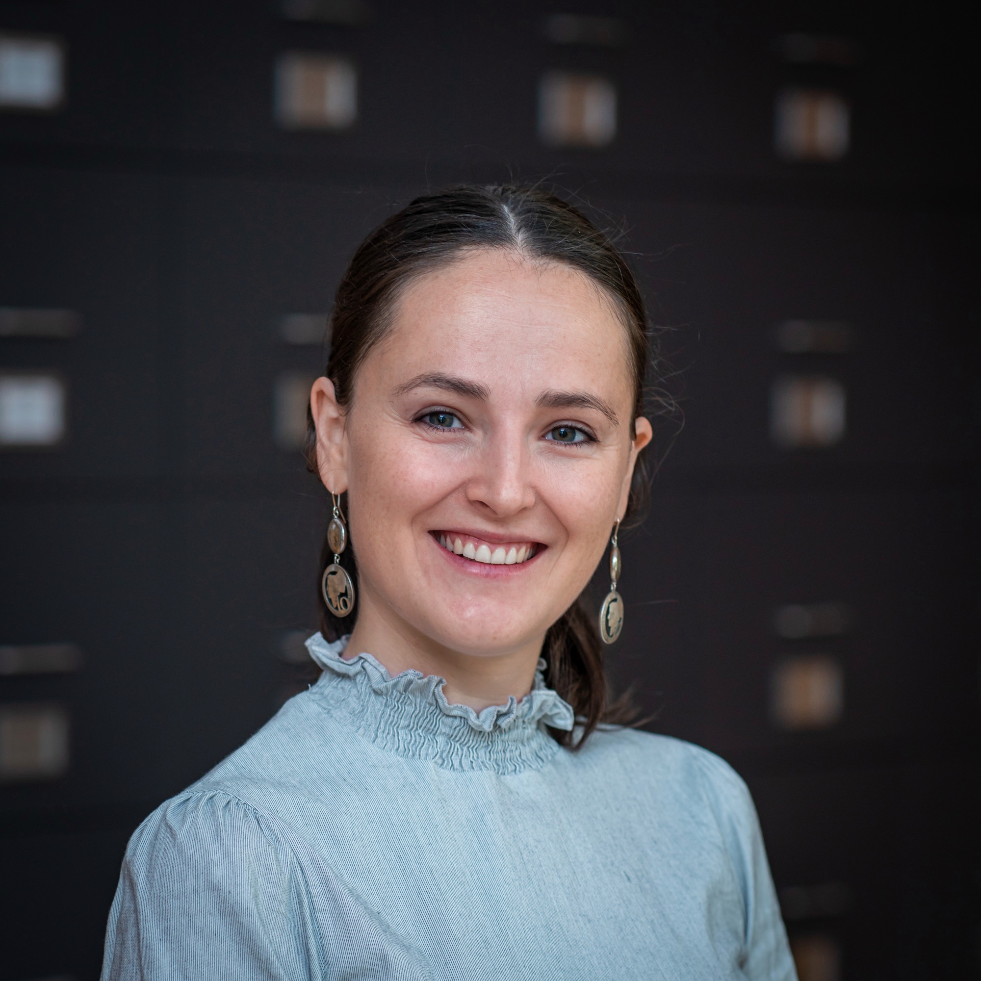 Portrait der Mitarbeiterin Julia Kügerl der TU-Partner Haydn