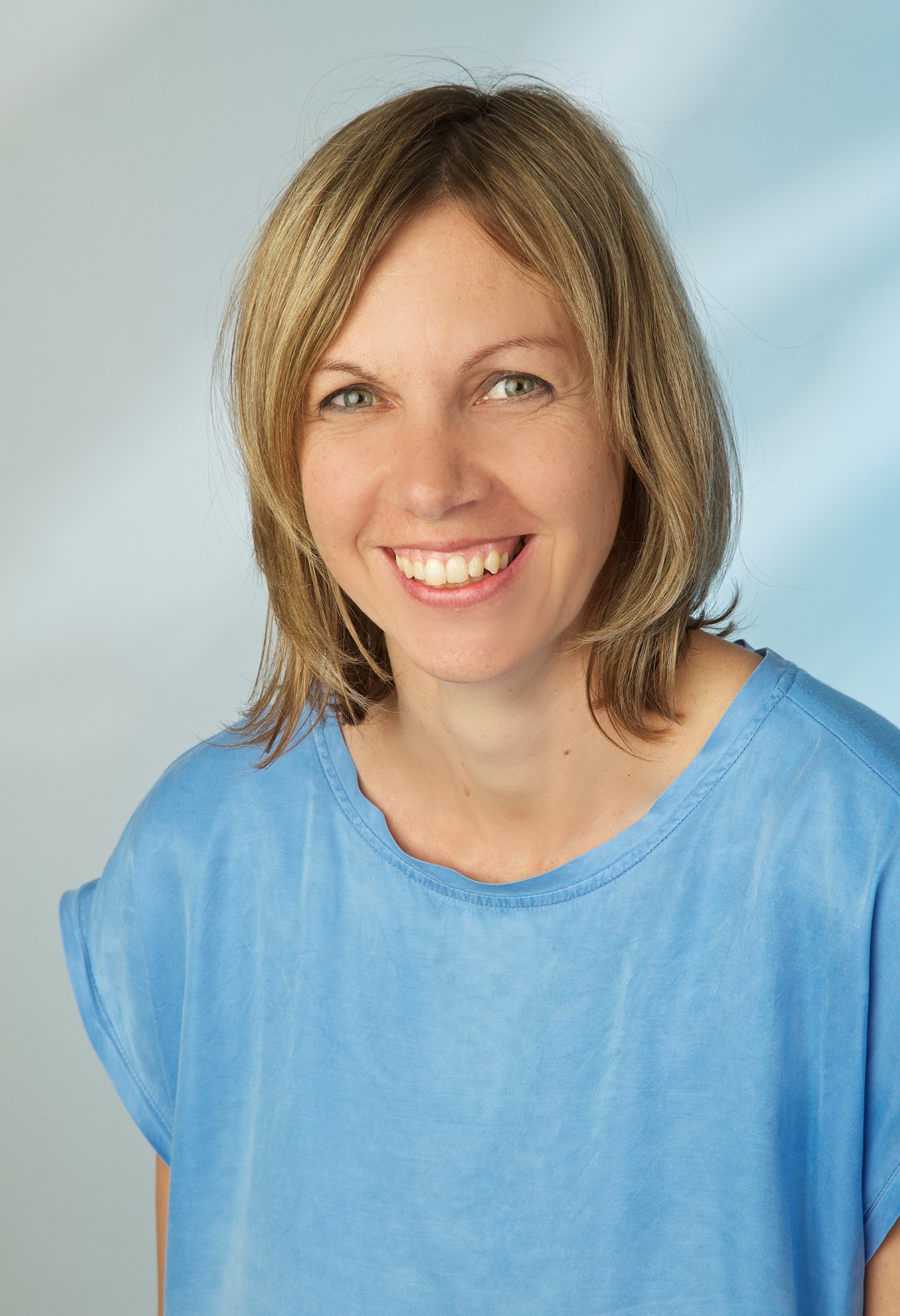 Portrait der Mitarbeiterin Marion Fröch der TREUHAND-UNION Baden