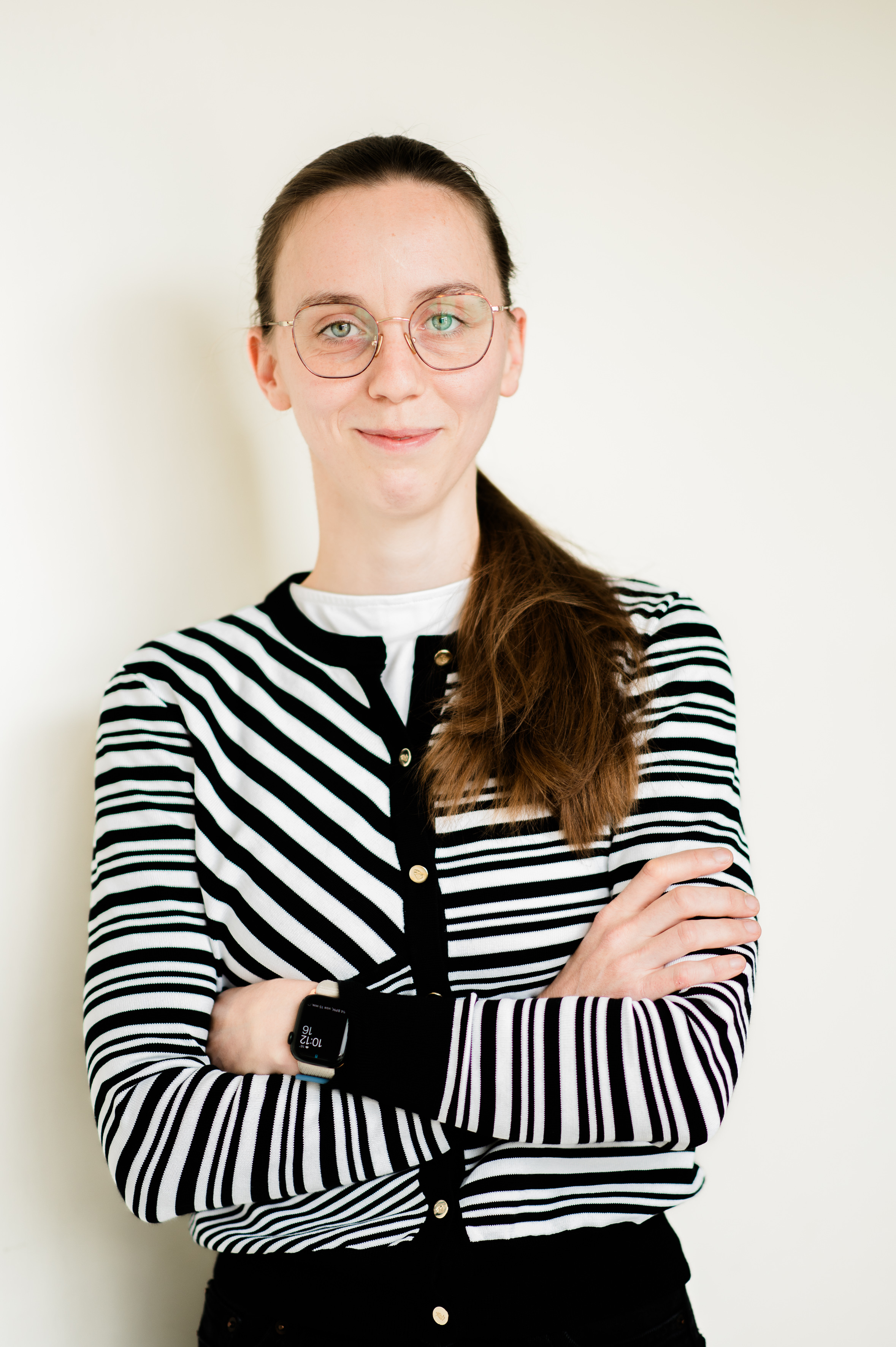 Portrait der Mitarbeiterin Marie-Luise Allaburda der TREUHAND-UNION OÖ